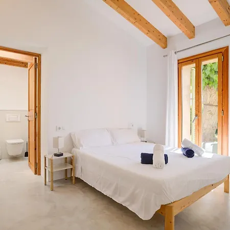 Cadernera By Rentallorca *