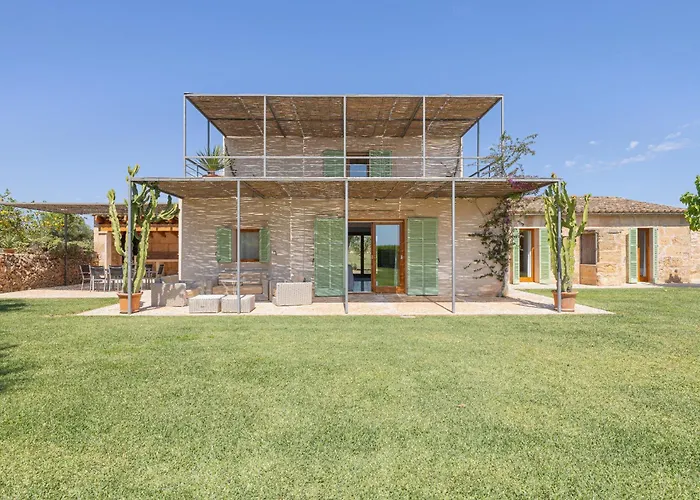 Cadernera By Rentallorca