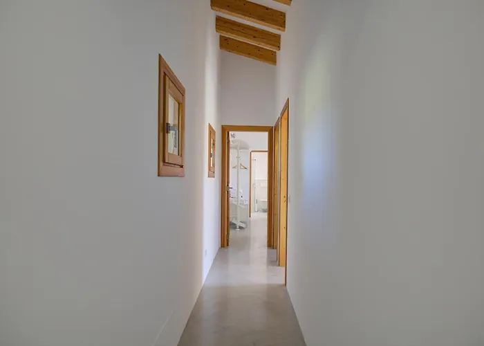 Cadernera By Rentallorca